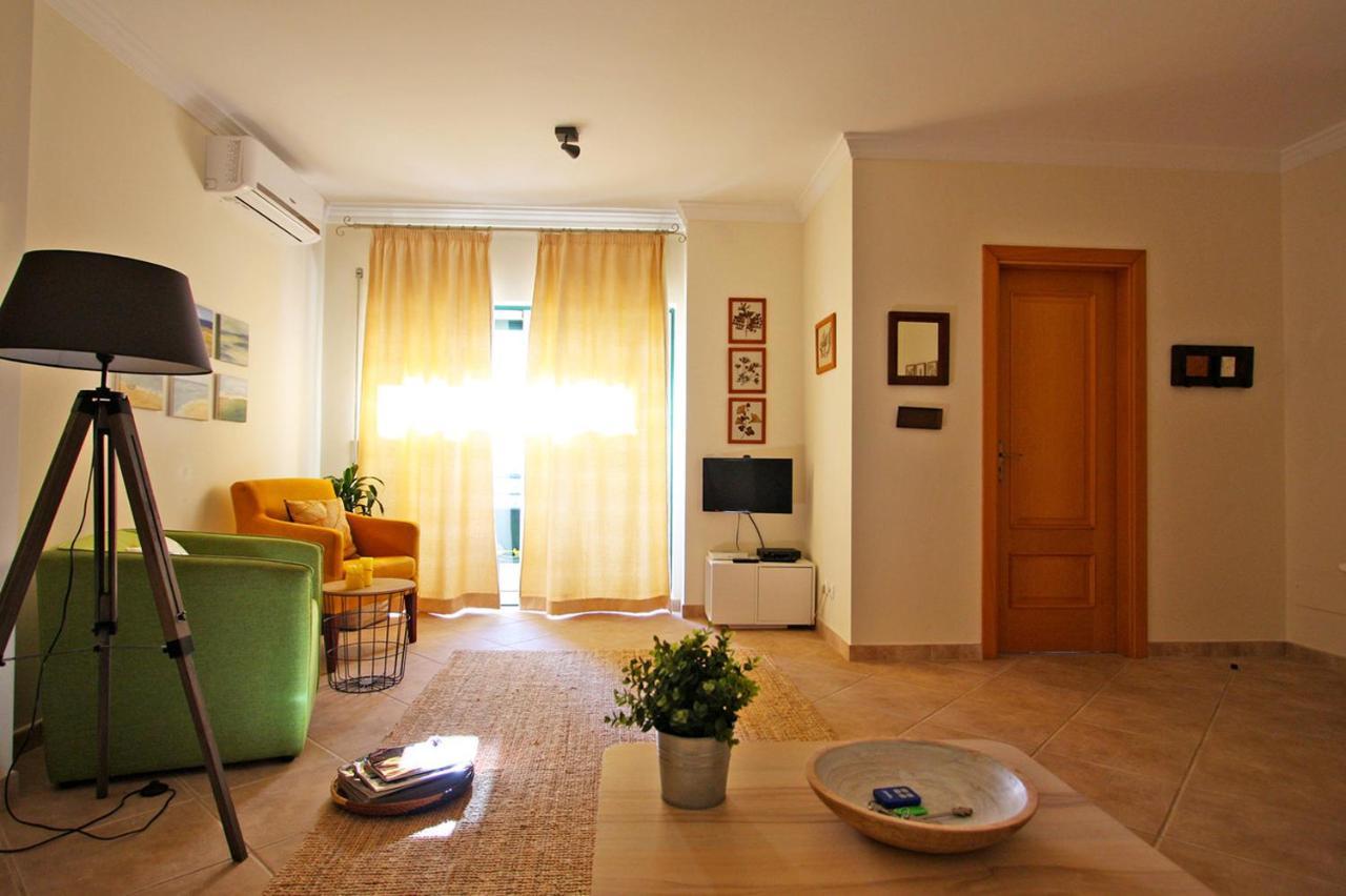 Apartamento Oliveira Santa Luzia  Εξωτερικό φωτογραφία
